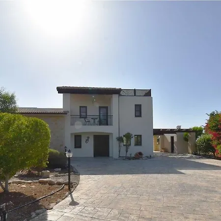 Fantastic Golf View Inia 26 On Aphrodite Hills Resort, Within Walking Distance To Centre * Kouklia