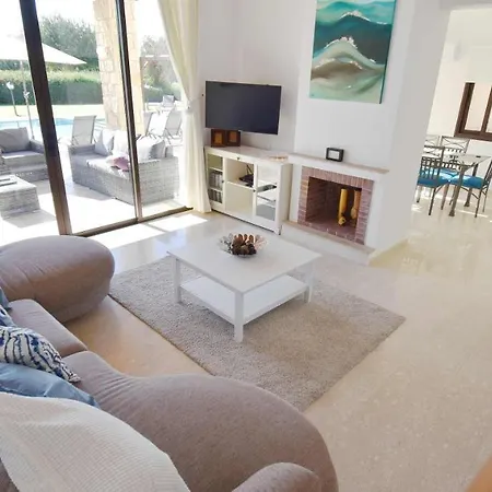 Fantastic Golf View Inia 26 On Aphrodite Hills Resort, Within Walking Distance To Centre Kouklia