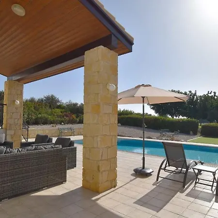 ヴィラ Fantastic Golf View Inia 26 On Aphrodite Hills Resort, Within Walking Distance To Centre